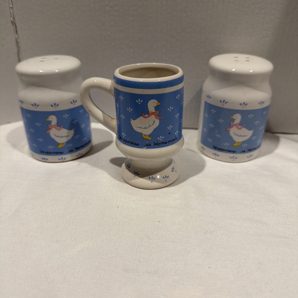 Vintage 1987 Duck Salt Pepper Shakers & Pedestal Mug Cottagecore Kitchen Set
